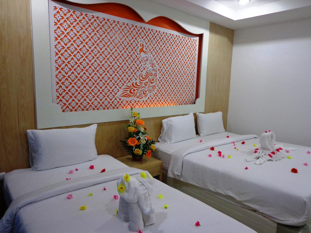 Red Sapphire Hotel Patong ภายนอก รูปภาพ