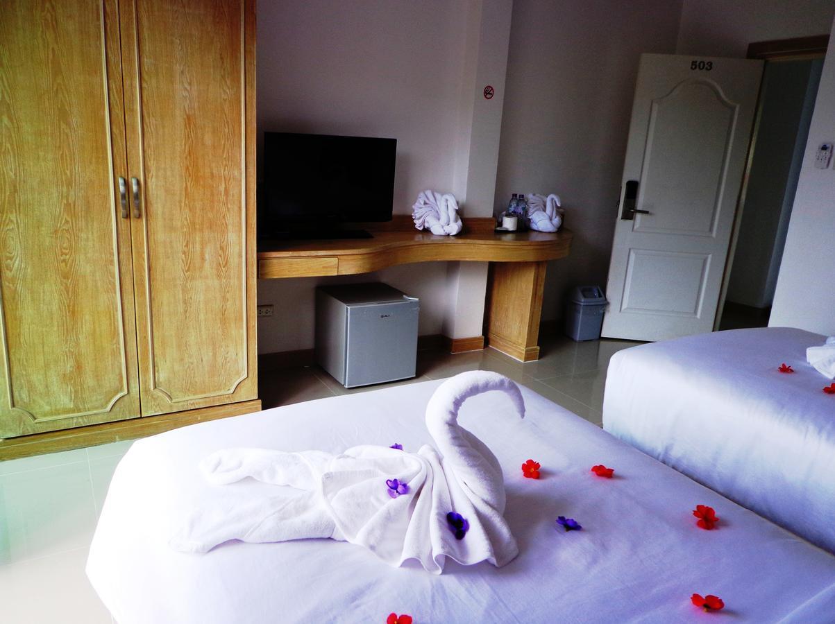 Red Sapphire Hotel Patong ภายนอก รูปภาพ